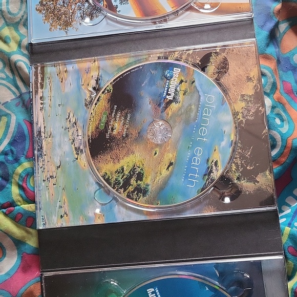 Planet earth 5 disc DVD set - Picture 6 of 9